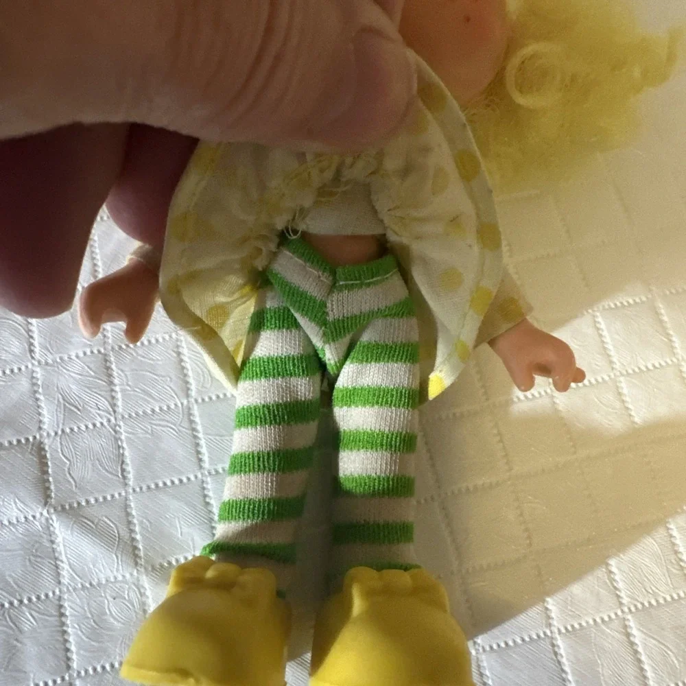 Strawberry Shortcake VINTAGE 1980's LEMON MERINGUE Doll‎ Outfit - Missing Hat